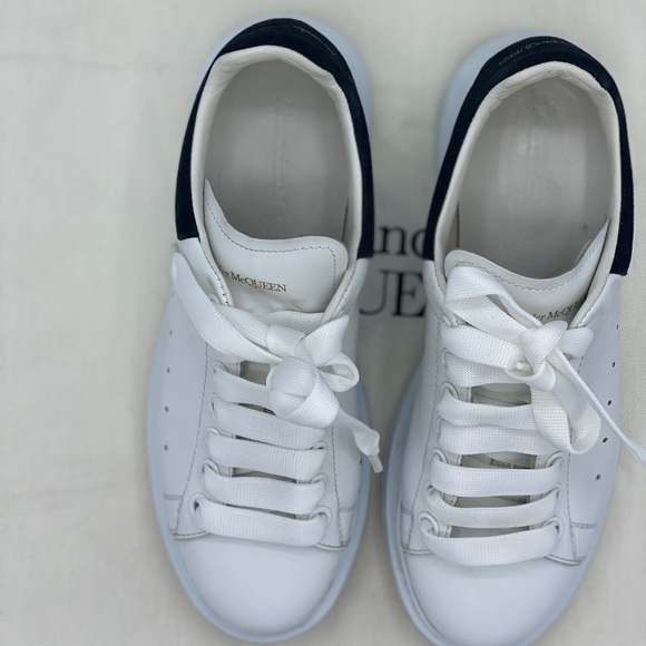 Alexander Mcqueen sneakers size:7.5 - Picture 3 of 8